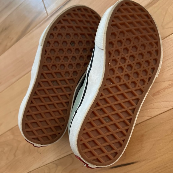 Vans checkerboard classic slip ons kids 12 - Picture 4 of 7